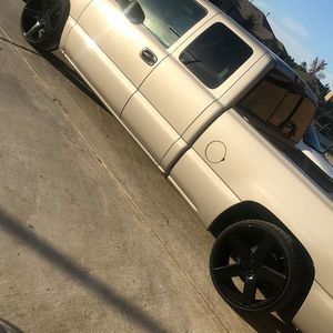 Meet your Posher, Chase